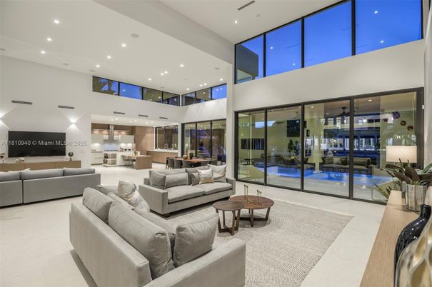 Dining room, Interior, Living room, Recessed Lighting