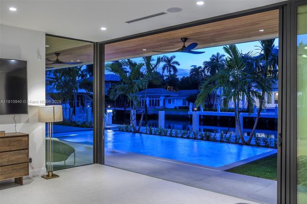 Interior, Pool, Recessed Lighting