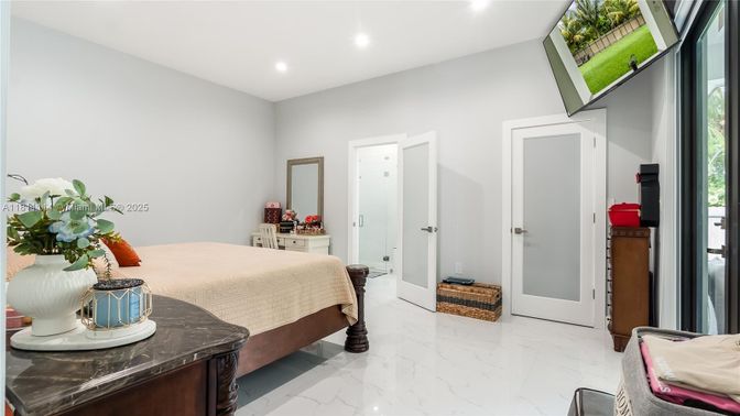 Bedroom, Interior, Marble, Recessed Lighting