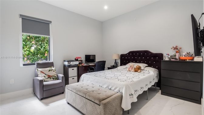 Bedroom, Home Office, Interior, Marble, Recessed Lighting