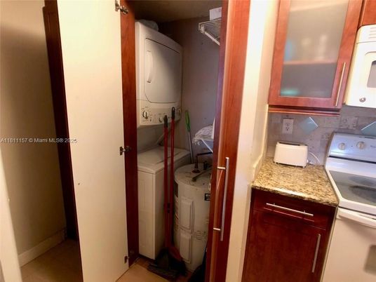 Interior, Utility Closets, Washer