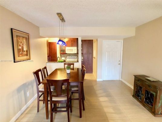 Dining room, Interior, Kitchen, Pendant Lights