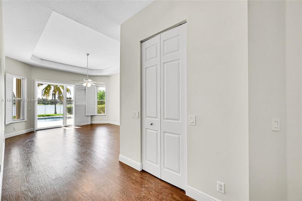Empty room, Interior, Pendant Lights, Wood Texture Flooring