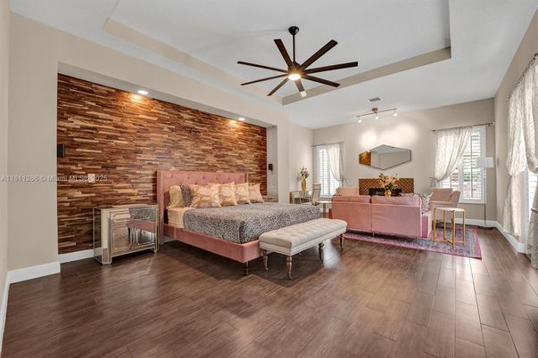 Bedroom, Interior, Recessed Lighting, Stone Walls, Wood Texture Flooring, Wooden Walls