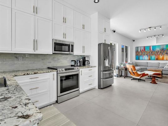 Interior, Kitchen, Living room, Recessed Lighting, Stainless Steel Appliances