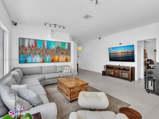 Interior, Living room, Pendant Lights