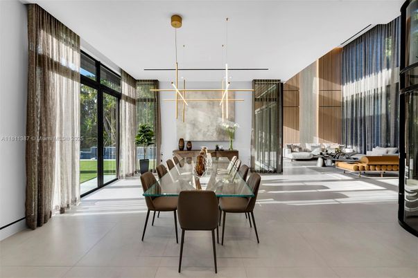 Dining room, Interior, Pendant Lights