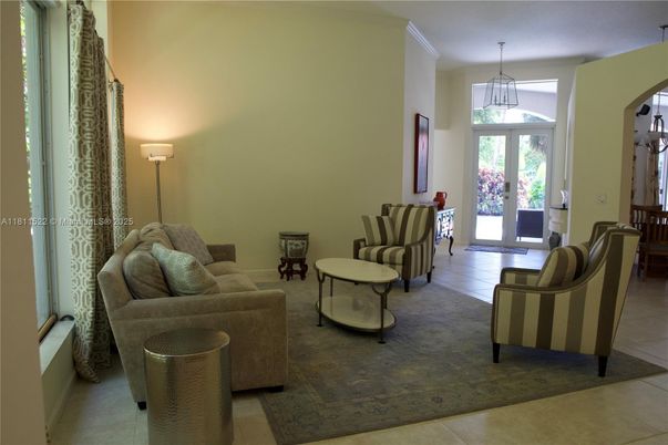 Interior, Living room, Pendant Lights