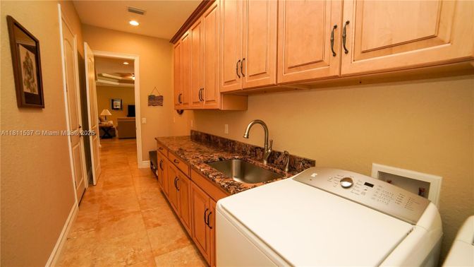Interior, Recessed Lighting, Washer