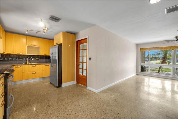 Empty room, Interior, Kitchen