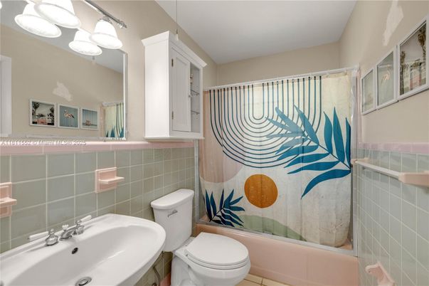 Bathroom, Interior