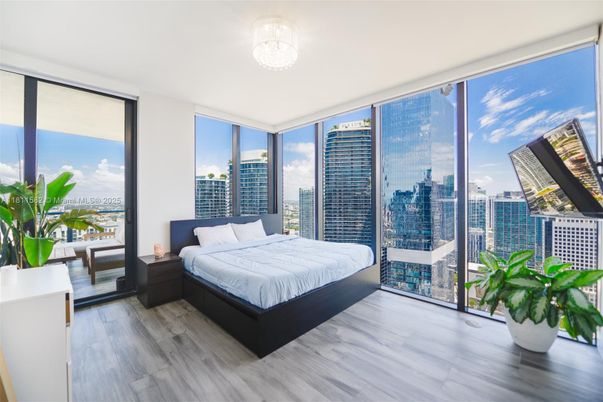 Bedroom, Interior, Water, Wood Texture Flooring, Skyline