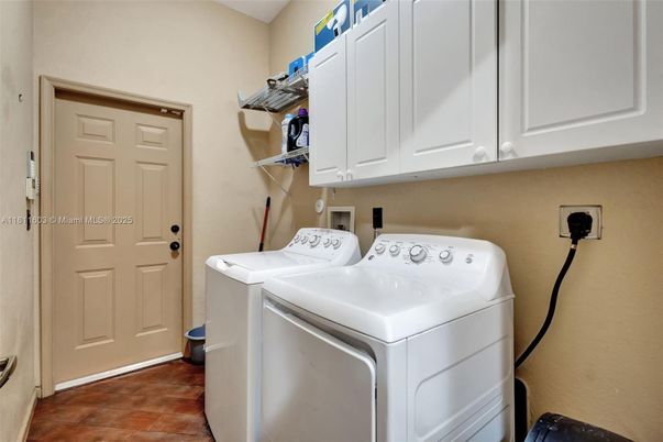 Interior, Washer