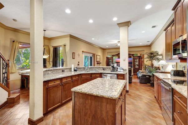 Interior, Kitchen, Recessed Lighting, Wood Texture Flooring