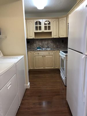 Interior, Kitchen, Washer, Wood Texture Flooring
