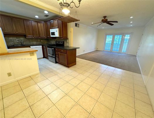 Interior, Kitchen, Recessed Lighting