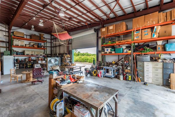 Garage, Interior