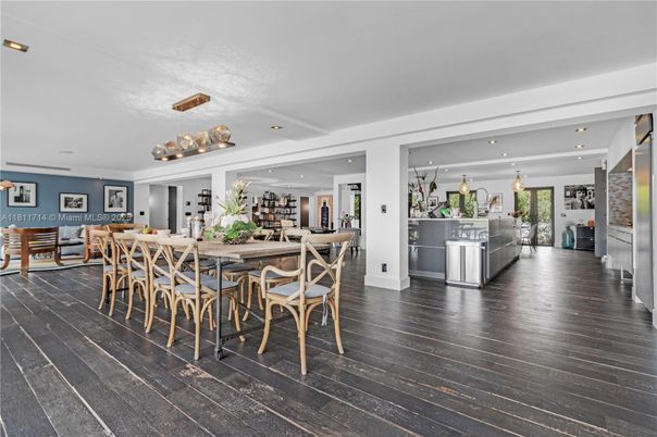Dining room, Interior, Kitchen, Pendant Lights, Recessed Lighting, Wood Texture Flooring