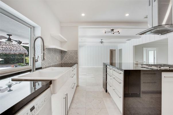 Interior, Kitchen, Marble, Recessed Lighting