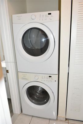 Interior, Utility Closets, Washer