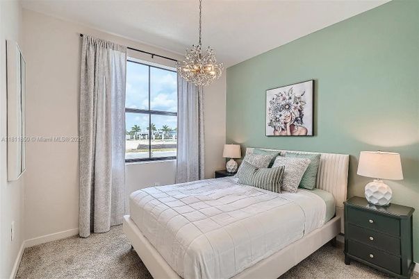 Bedroom, Chandelier, Interior, Pendant Lights