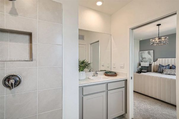 Bathroom, Bedroom, Interior, Pendant Lights, Recessed Lighting