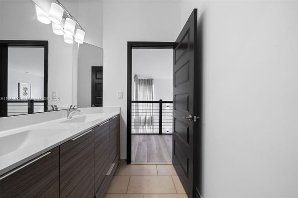 Bathroom, Dual Sink Vanities, Interior, Wood Texture Flooring