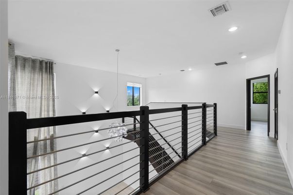 Interior, Pendant Lights, Recessed Lighting, Wood Texture Flooring