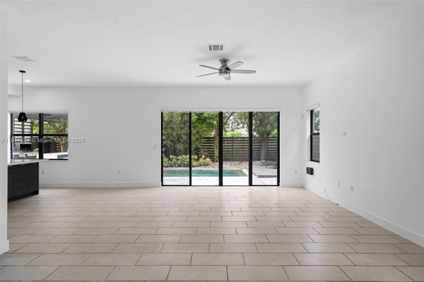 Empty room, Interior, Pendant Lights, Recessed Lighting