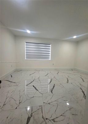 Empty room, Interior, Marble, Recessed Lighting