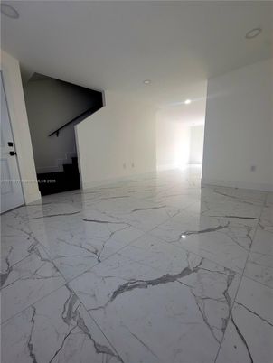 Empty room, Interior, Marble, Recessed Lighting