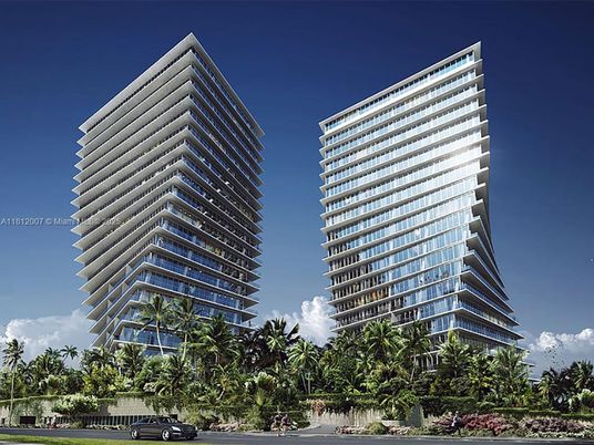 Exterior, Facade, Condo Building