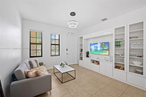 Interior, Living room, Pendant Lights
