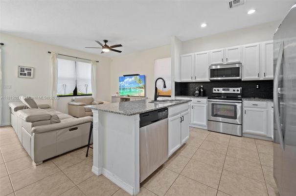 Interior, Kitchen, Living room, Recessed Lighting, Stainless Steel Appliances