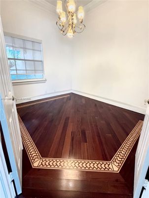 Chandelier, Interior, Wood Texture Flooring