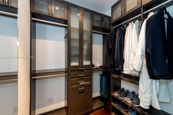 Interior, Walk-in Closets