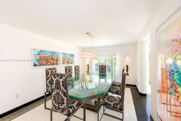 Chandelier, Dining room, Interior, Pendant Lights