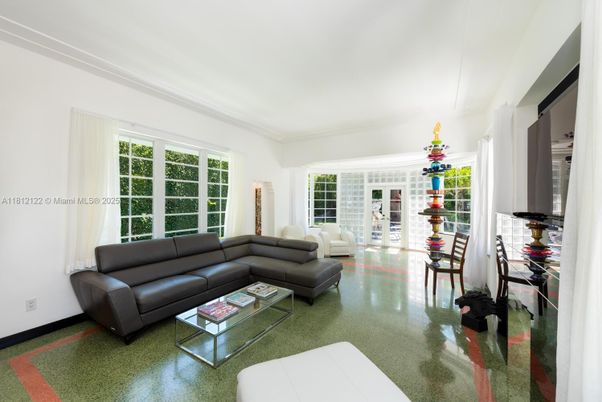 Interior, Living room