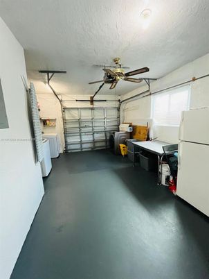 Garage, Interior, Washer