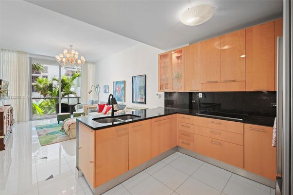 Chandelier, Interior, Kitchen