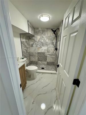 Bathroom, Interior, Marble, Marble Walls