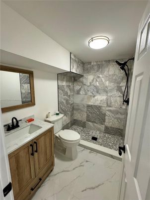 Bathroom, Interior, Marble, Marble Walls