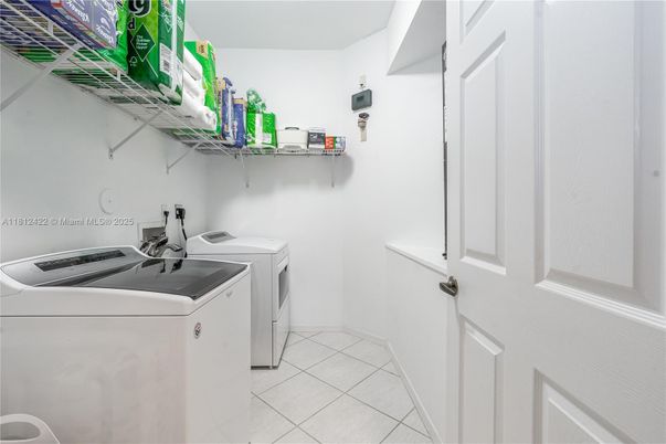 Interior, Washer