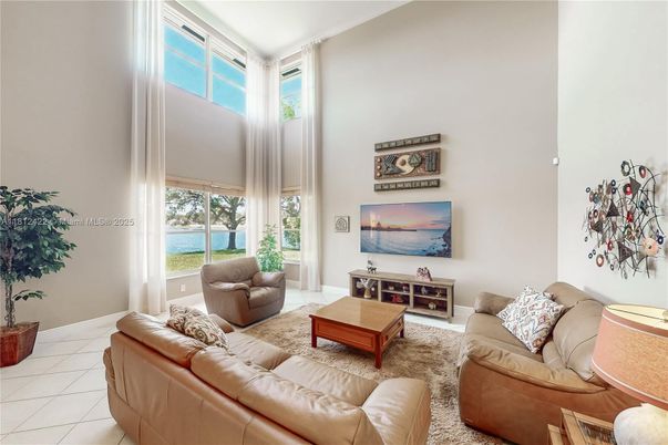 Interior, Living room, Water