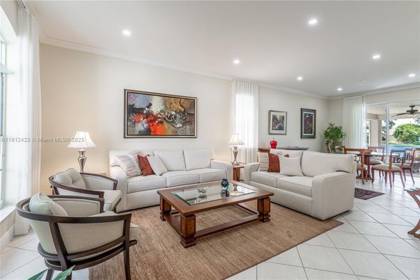 Dining room, Interior, Living room, Recessed Lighting
