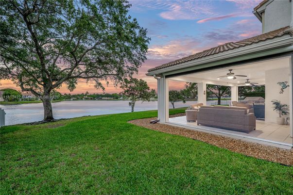Backyard, Exterior, Water
