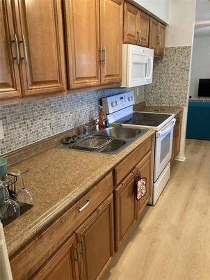 Interior, Kitchen, Wood Texture Flooring