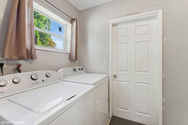 Interior, Utility Closets, Washer