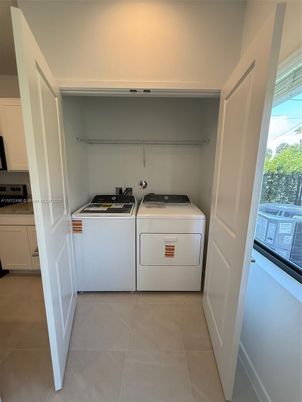 Interior, Utility Closets, Washer