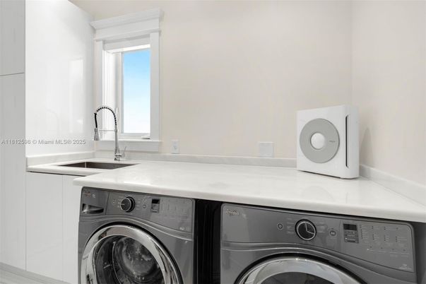 Interior, Washer